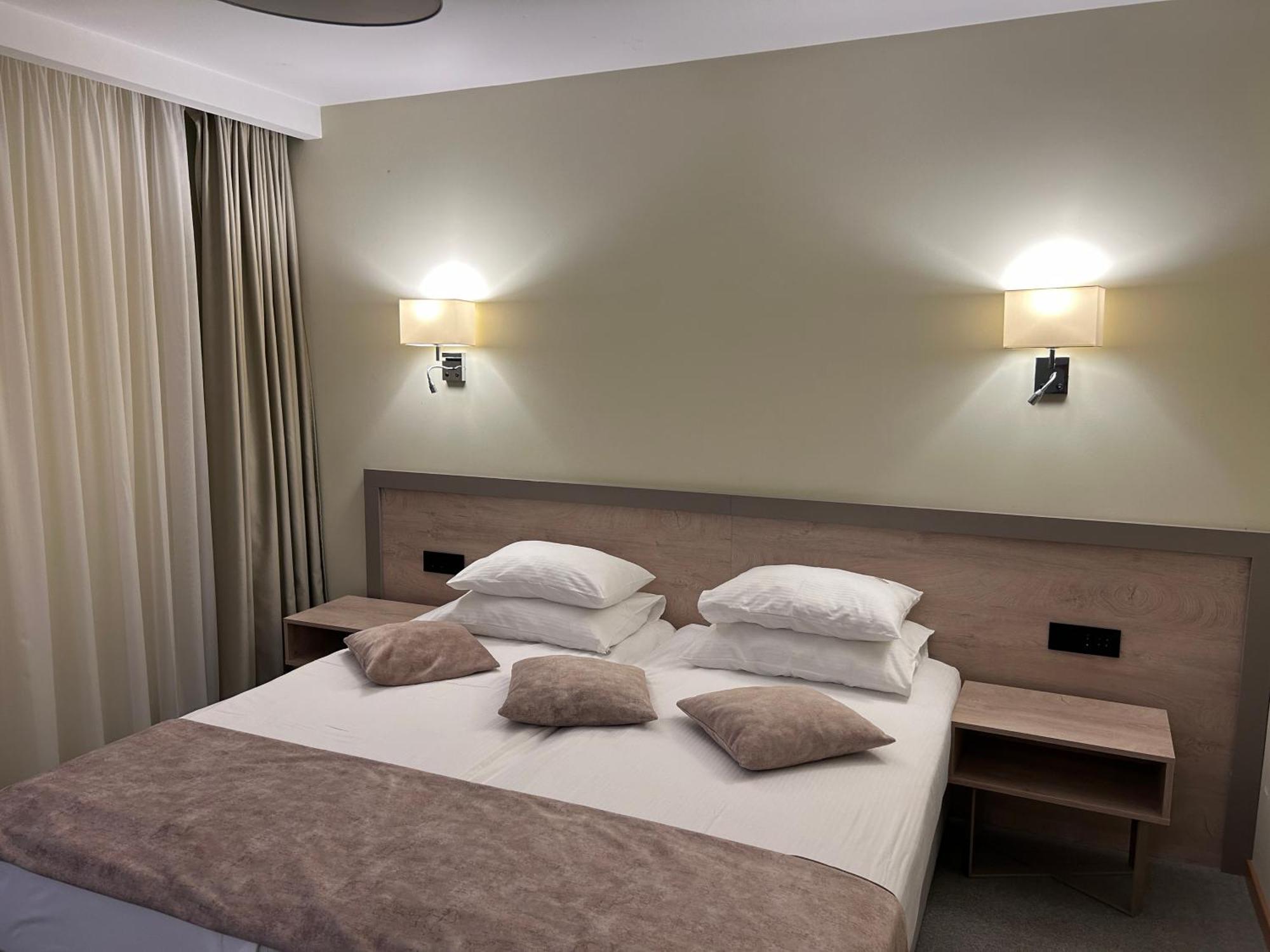 Hotel Siesta Užice 外观 照片