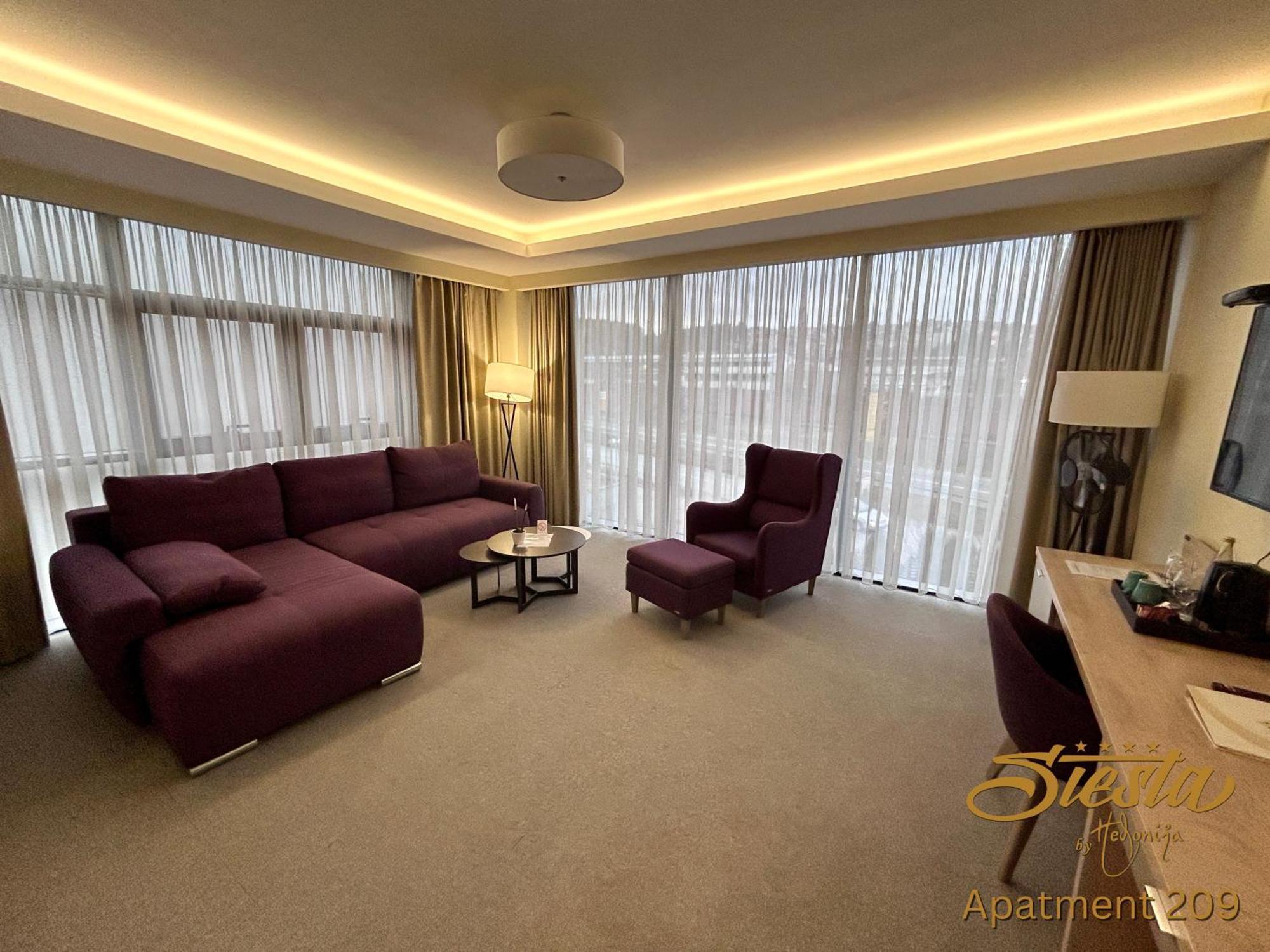 Hotel Siesta Užice 外观 照片